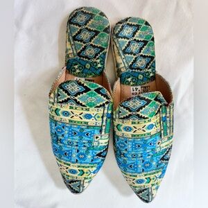 Moroccan Slides